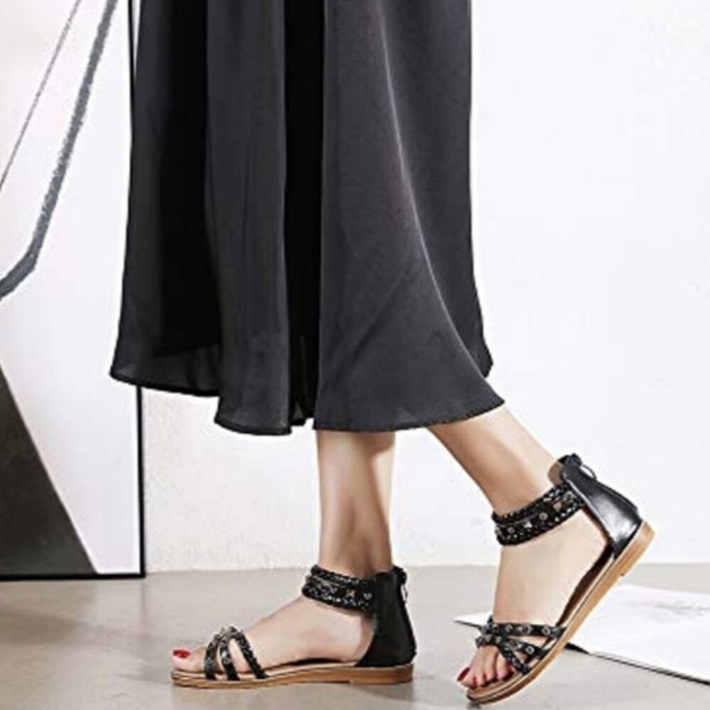 Sandals - Picture 2 of 6